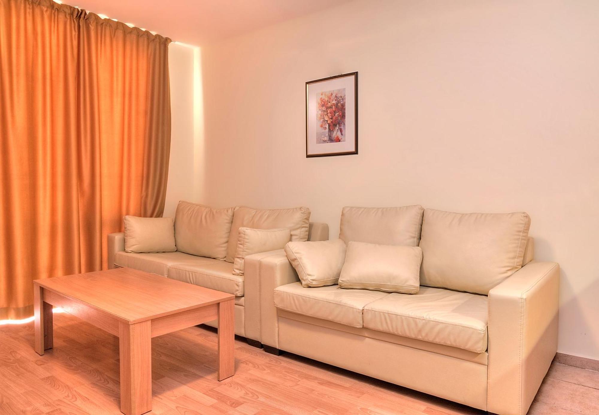 Crown And Imperial Apartments Sveti Vlas Eksteriør billede