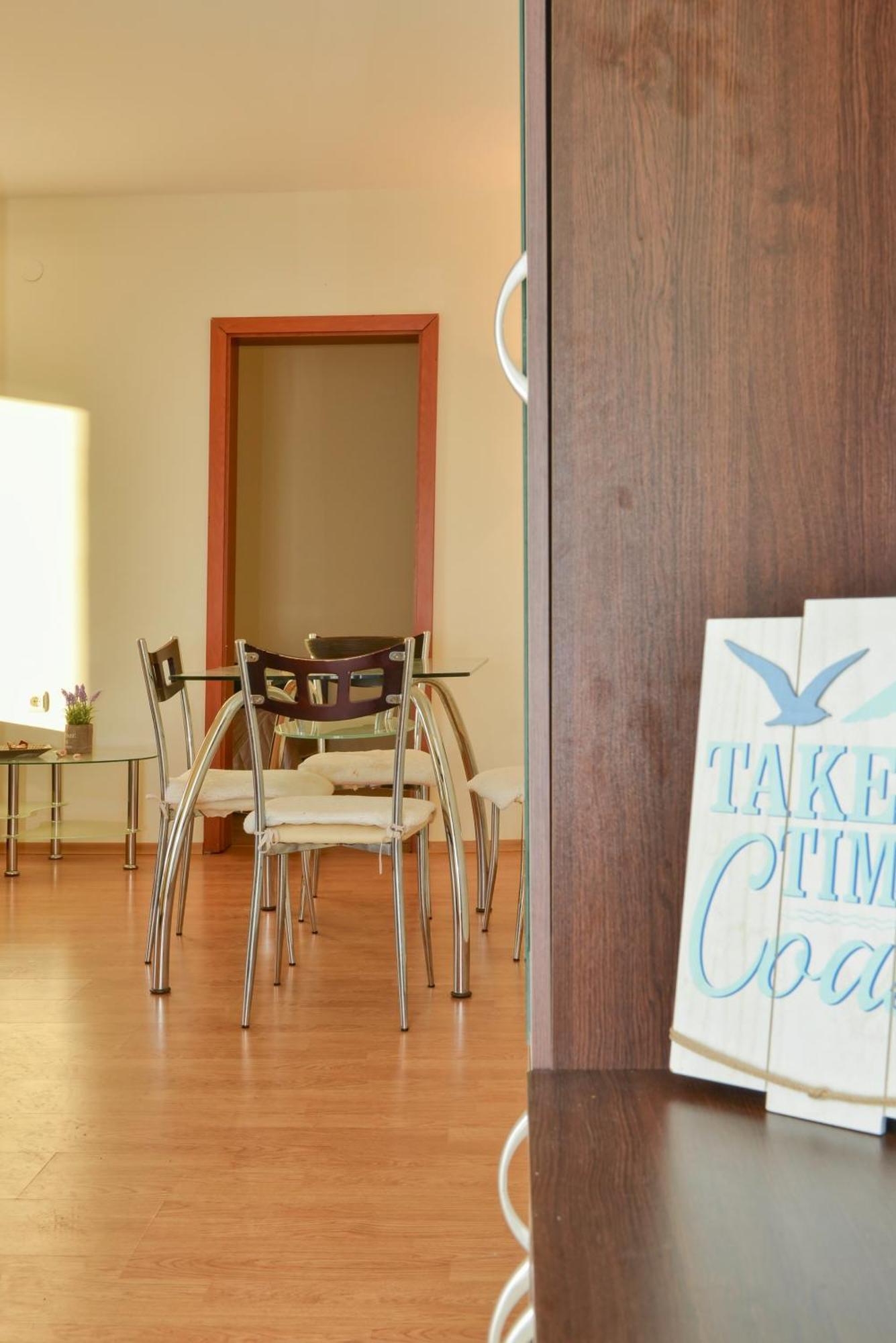 Crown And Imperial Apartments Sveti Vlas Eksteriør billede
